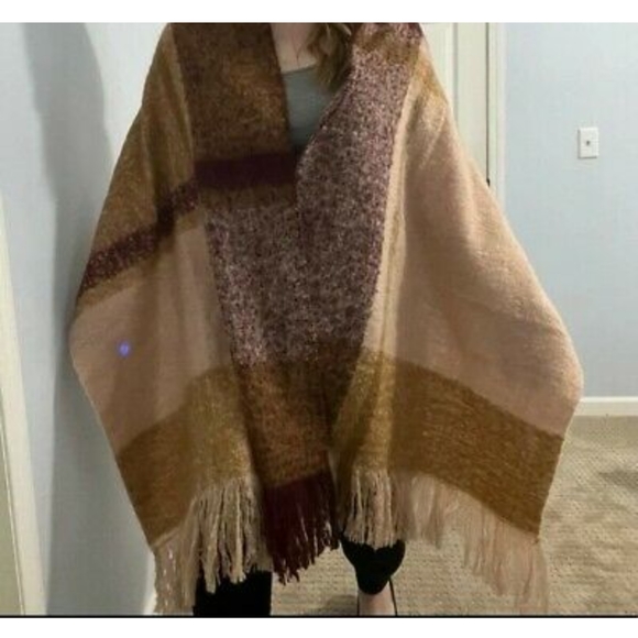 Look by M Acrylic Plaid Shawl Wrap - Picture 3 of 7